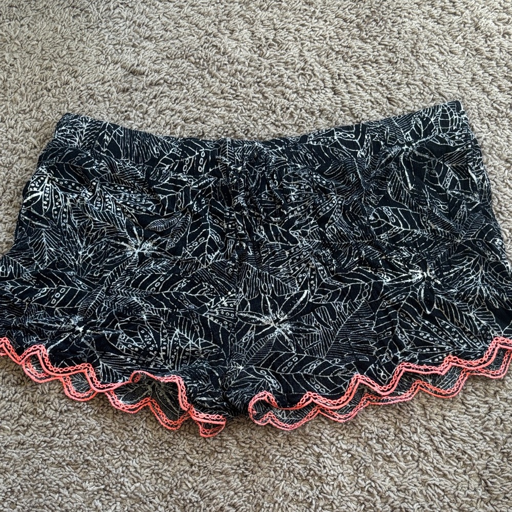 Mossimo Supply Co. Black Floral Athletic Shorts with Coral Trim